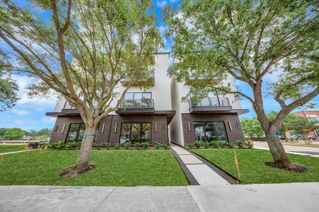 1135 Lake Pointe Parkway, Sugar Land, TX 77478