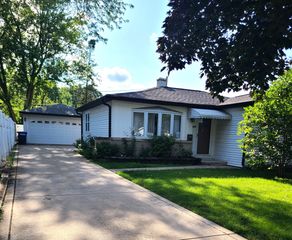 416 Geneva Avenue, Northlake, IL 60164
