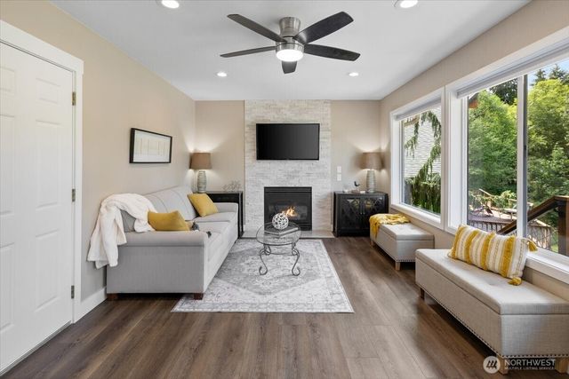 306 Noble Place, Granite Falls, WA 98252