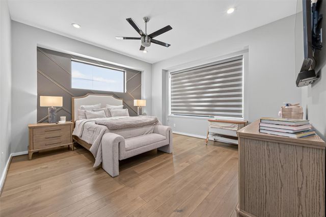 607 Memorial Heights Drive, Houston, TX 77007