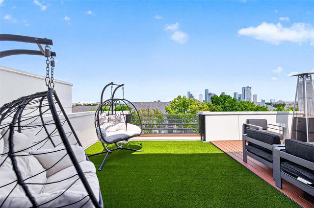 607 Memorial Heights Drive, Houston, TX 77007