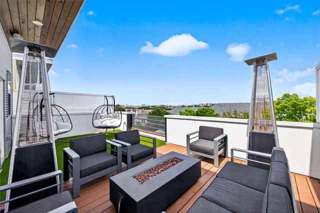 607 Memorial Heights Drive, Houston, TX 77007
