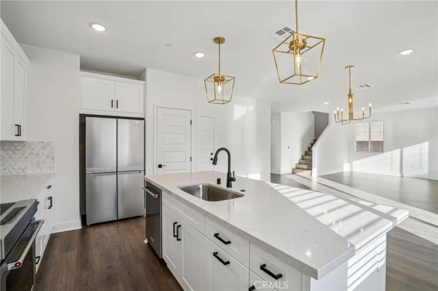 36157 Cameron Place, Palm Desert, CA 92211