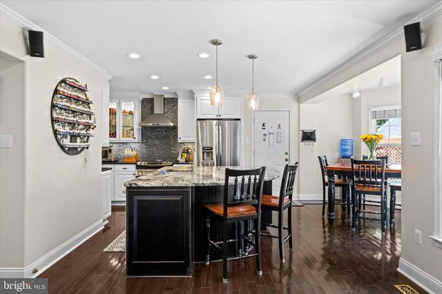 300 SANDY RIDGE RD, Fredericksburg, VA 22405