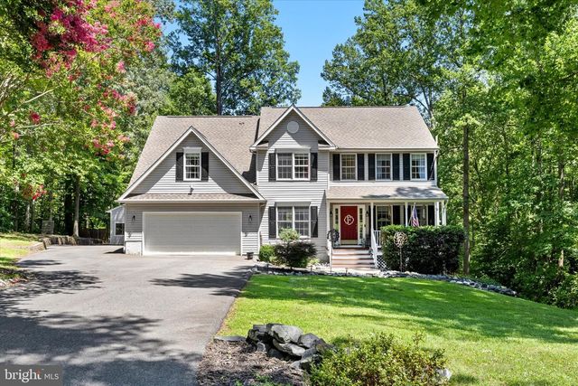 300 SANDY RIDGE RD, Fredericksburg, VA 22405