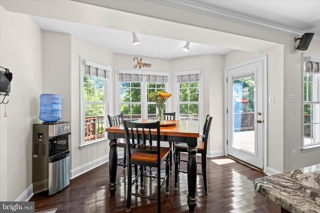 300 SANDY RIDGE RD, Fredericksburg, VA 22405