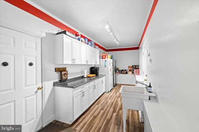 300 SANDY RIDGE RD, Fredericksburg, VA 22405