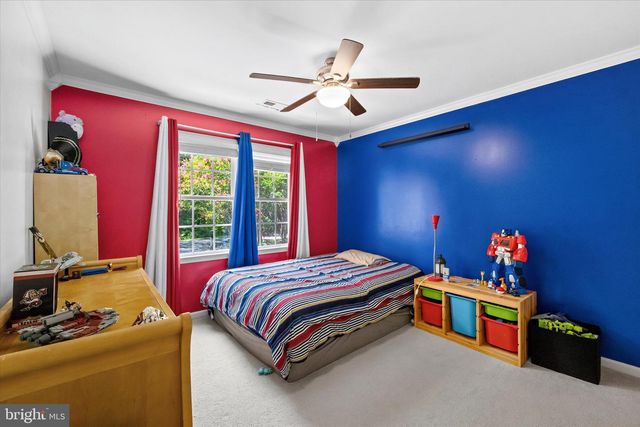300 SANDY RIDGE RD, Fredericksburg, VA 22405