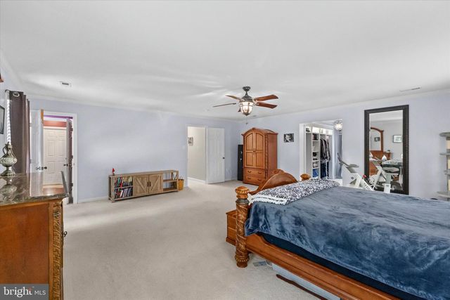 300 SANDY RIDGE RD, Fredericksburg, VA 22405