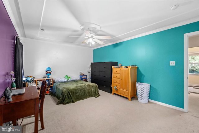 300 SANDY RIDGE RD, Fredericksburg, VA 22405