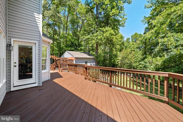 300 SANDY RIDGE RD, Fredericksburg, VA 22405
