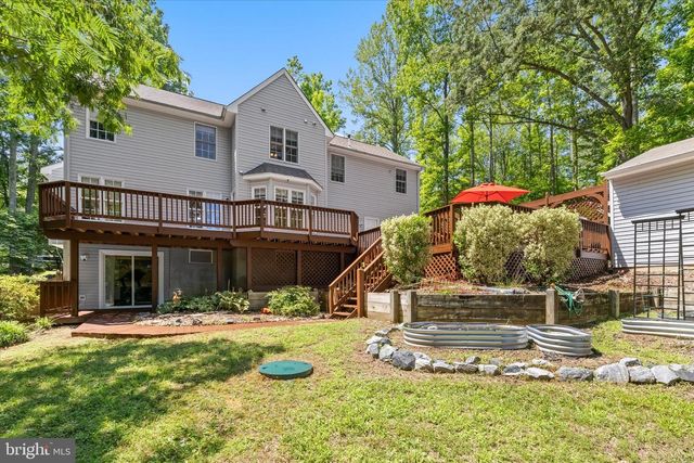 300 SANDY RIDGE RD, Fredericksburg, VA 22405