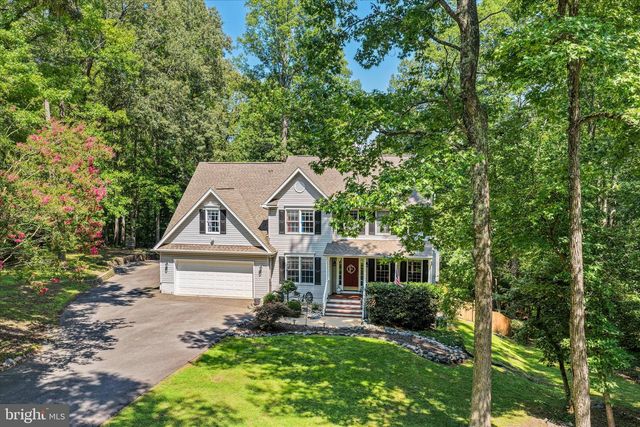 300 SANDY RIDGE RD, Fredericksburg, VA 22405