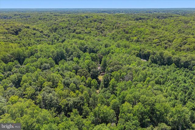 300 SANDY RIDGE RD, Fredericksburg, VA 22405