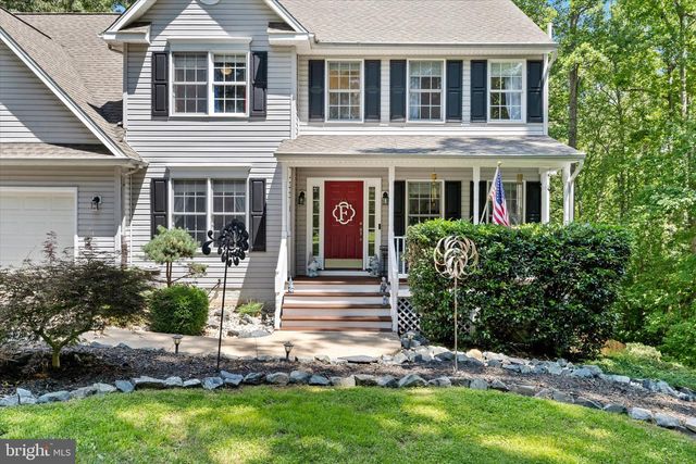 300 SANDY RIDGE RD, Fredericksburg, VA 22405