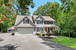 300 SANDY RIDGE RD, Fredericksburg, VA 22405