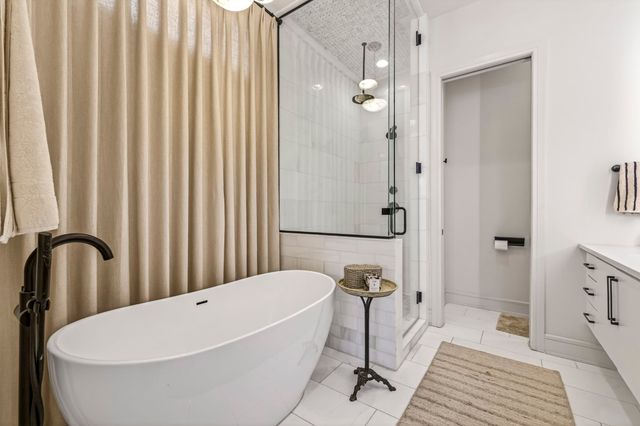 2080 12th Ave, S, Nashville, TN 37204