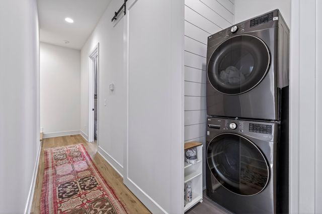 2080 12th Ave, S, Nashville, TN 37204