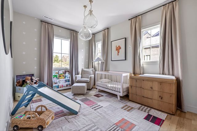 2080 12th Ave, S, Nashville, TN 37204