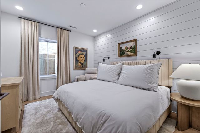 2080 12th Ave, S, Nashville, TN 37204