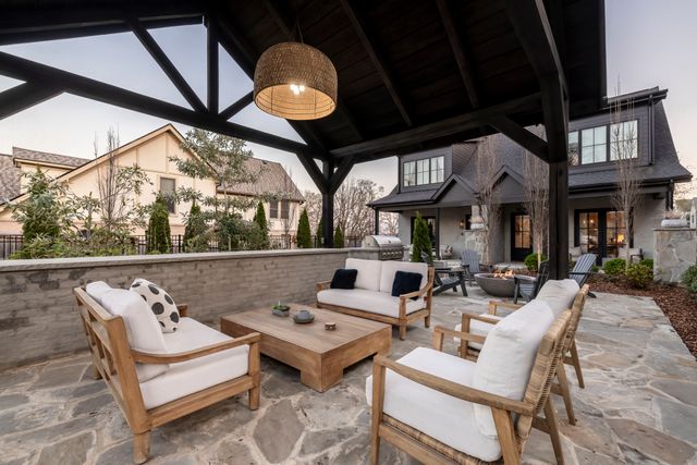 2080 12th Ave, S, Nashville, TN 37204