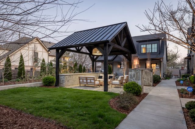 2080 12th Ave, S, Nashville, TN 37204