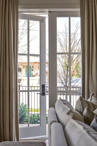 2080 12th Ave, S, Nashville, TN 37204