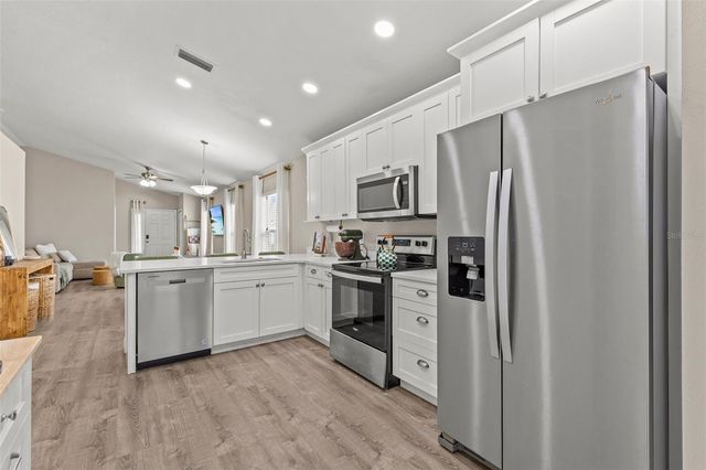 10611 LAKESIDE VISTA DRIVE, Riverview, FL 33569