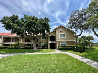 231 SW 116th Ave 19108, Pembroke Pines, FL 33025