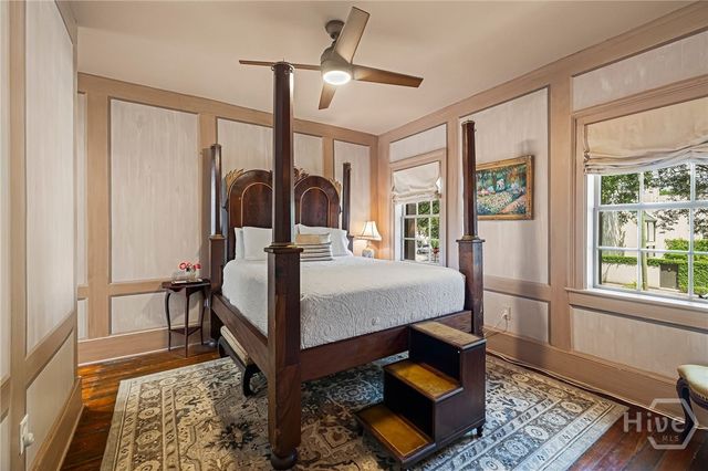 407 E Jones Street, Savannah, GA 31401