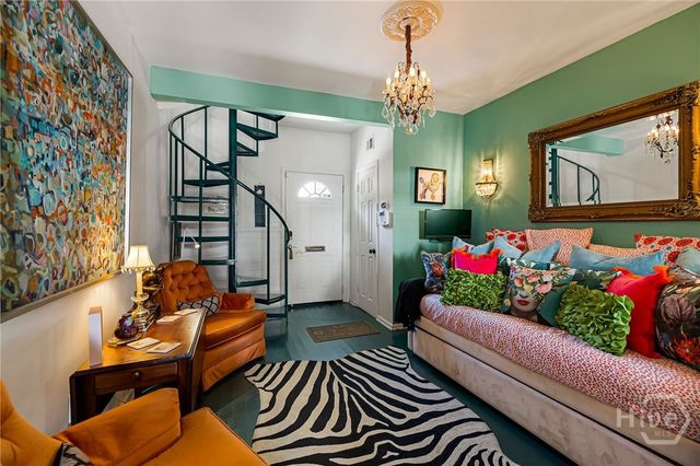 407 E Jones Street, Savannah, GA 31401