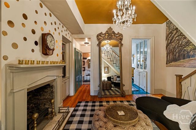 407 E Jones Street, Savannah, GA 31401