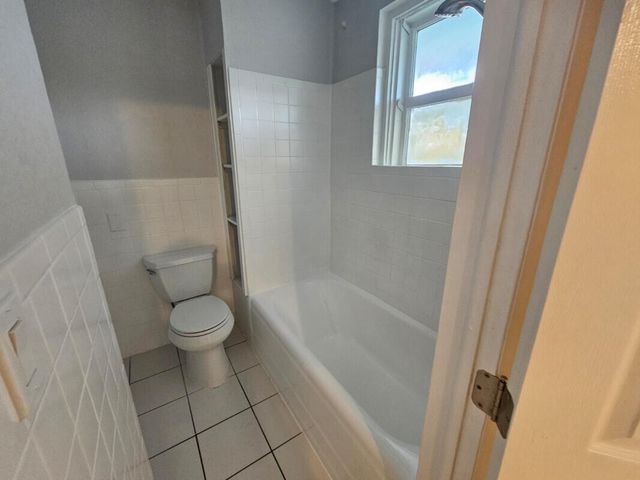 3000 NW 5th Avenue 15, Boca Raton, FL 33431