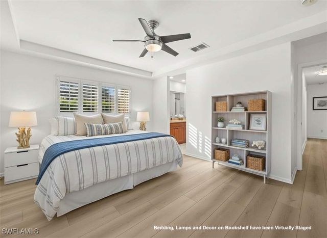 4 Colonial DR, Naples, FL 34112