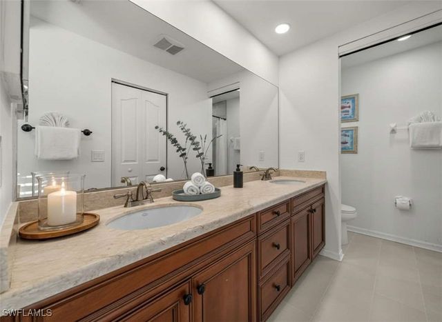 4 Colonial DR, Naples, FL 34112