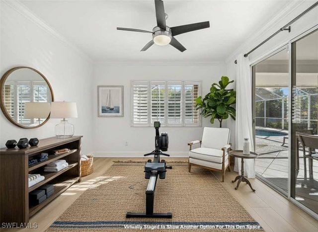 4 Colonial DR, Naples, FL 34112