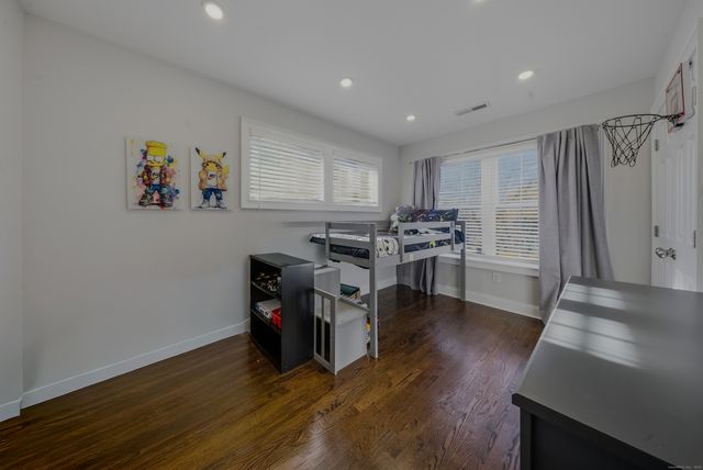 145 Brentwood Avenue 145, Fairfield, CT 06825