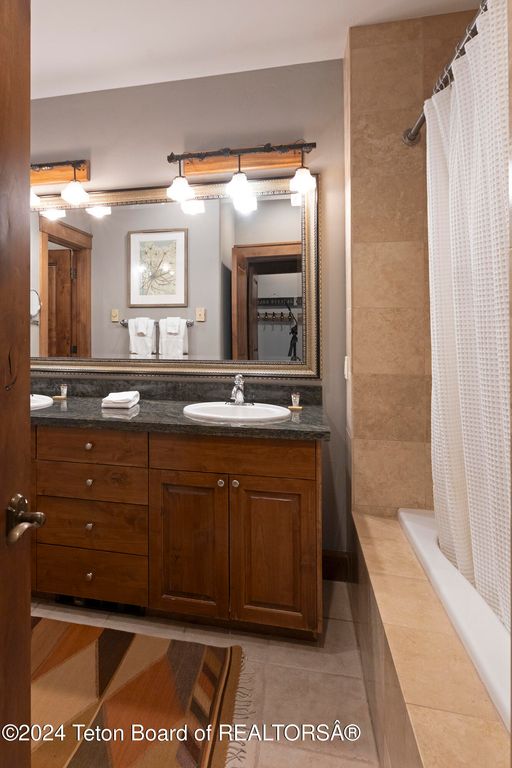 531 SNOW KING Loop, 3130, Jackson, WY 83001 photo 17