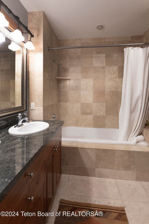 531 SNOW KING Loop, 3130, Jackson, WY 83001 photo 18