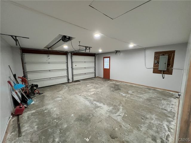 4124 North Mesa Lane, Clay, NY 13090