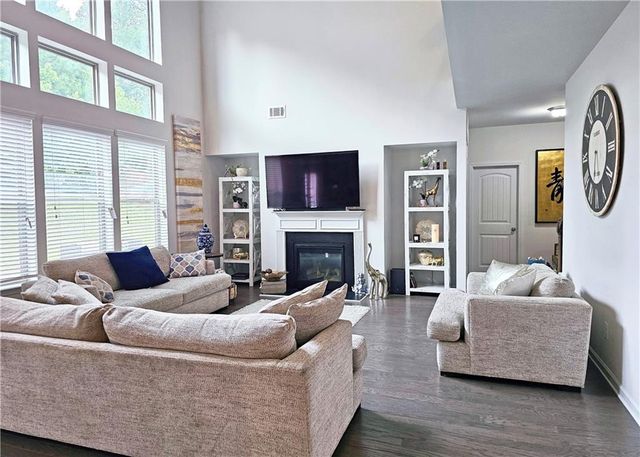 112 CHAROLAIS Drive, Mcdonough, GA 30252