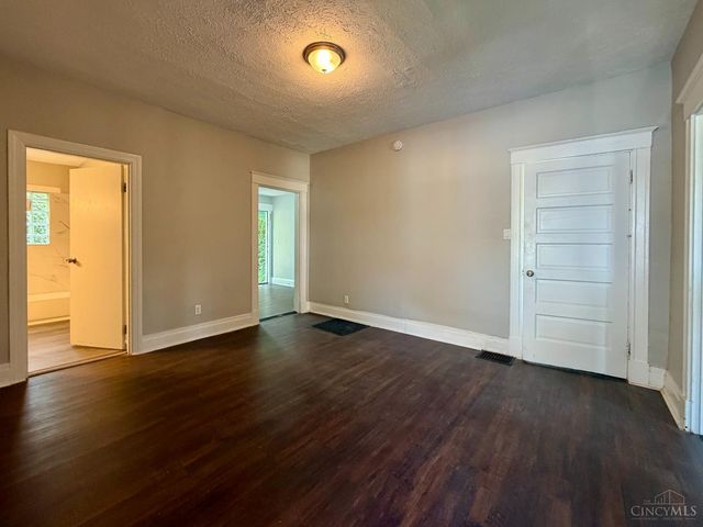 1179 Atwood Avenue, Cincinnati, OH 45224