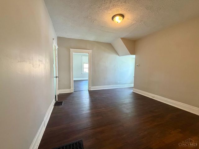 1179 Atwood Avenue, Cincinnati, OH 45224