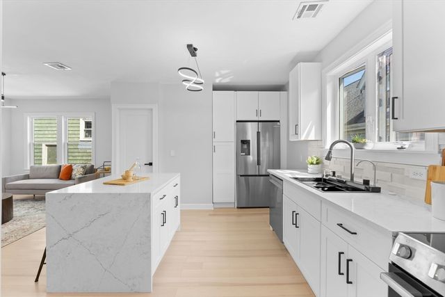 446 Broadway 2, Somerville, MA 02145