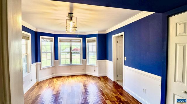 212 OAK VIEW RD, Barboursville, VA 22923