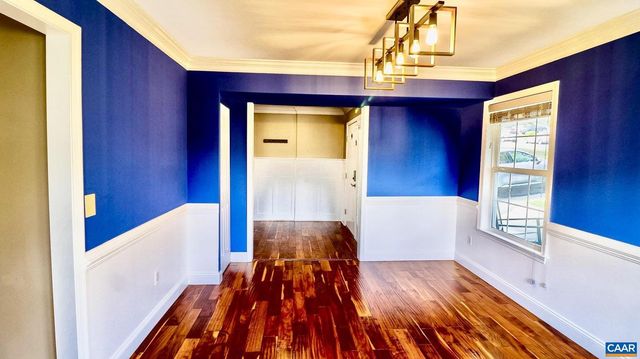 212 OAK VIEW RD, Barboursville, VA 22923