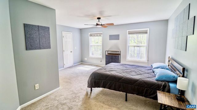 212 OAK VIEW RD, Barboursville, VA 22923