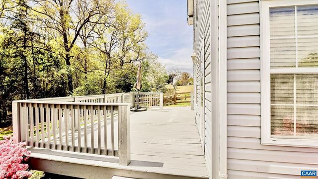 212 OAK VIEW RD, Barboursville, VA 22923