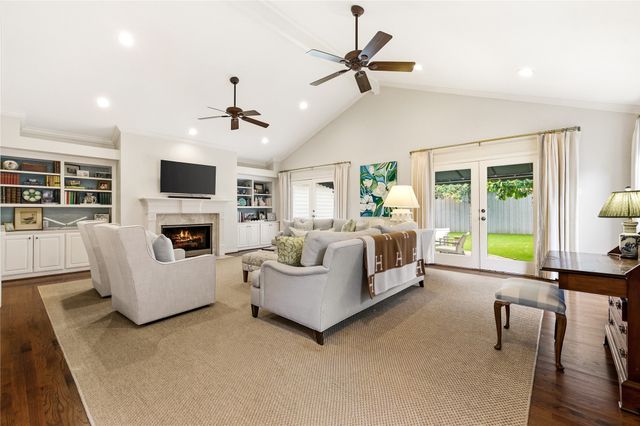 8115 Chadbourne Road, Dallas, TX 75209