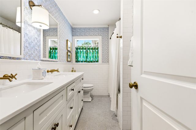 8115 Chadbourne Road, Dallas, TX 75209